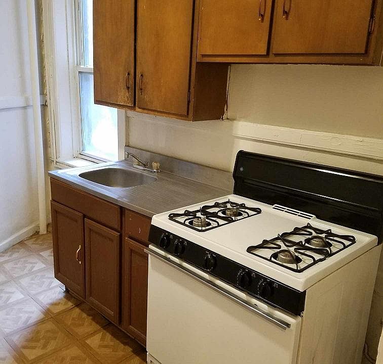 1st image of 759 Highland Ave #H2