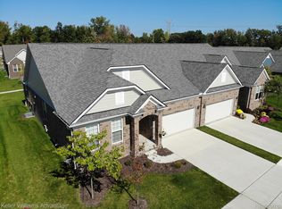 48654 Rockview Rd, Novi, MI 48374