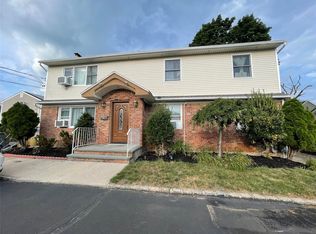133 Railroad Ave, Syosset, NY 11791