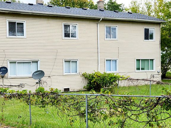 2nd image of 31504 Allegan Ct