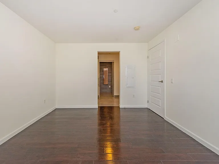 Aura 240 — Photo 26