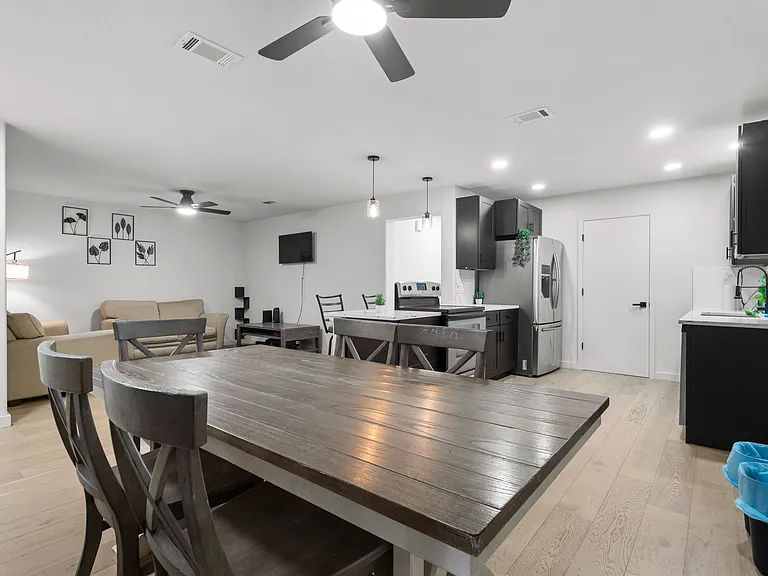 2408 Santa Rita St — Photo 26