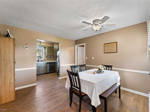 4th image of 5566 Madrid Dr