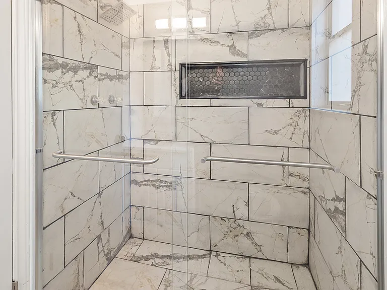 3812 David Ln — Photo 25