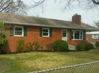 4120 Eby Dr, Dumfries, VA 22026