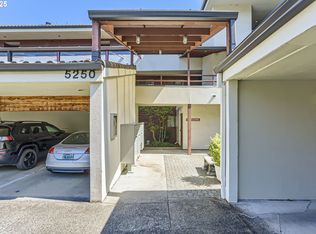 5250 S Landing Dr #305B1, Portland, OR 97239