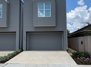 5005 Pease St, Houston, TX 77023