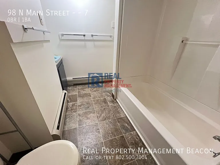 98 N Main St #7 — Photo 8
