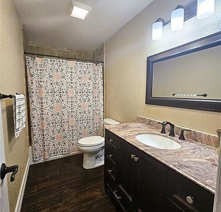 3rd image of 19328 NW 53rd Pl