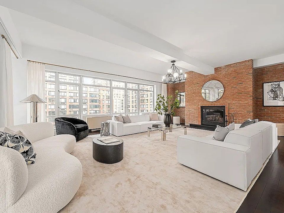 1st image of 426 W 58th St Unit Penthouse 5