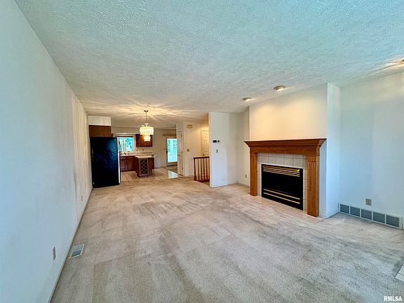 4th image of 605 Wexford Dr
