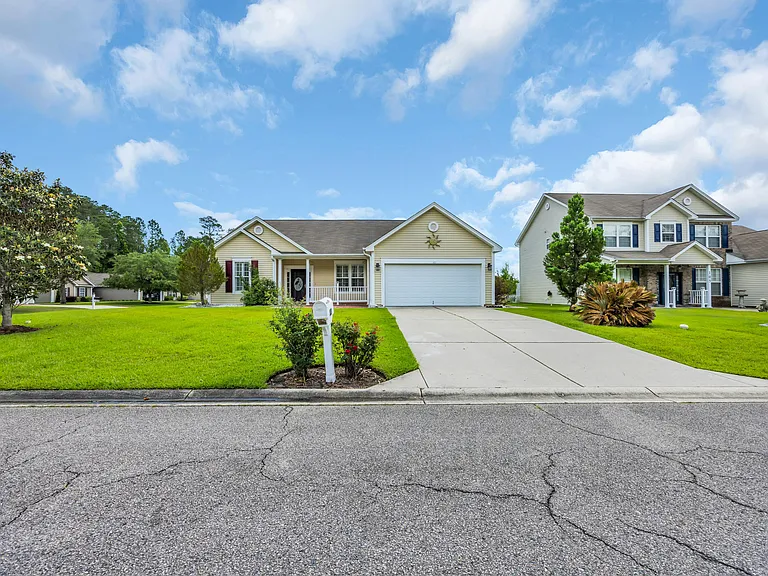 101 Zinnia Dr — Photo 17