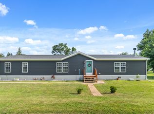 311 W 3rd St, Bouton, IA 50039