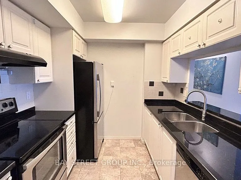 238 Doris Ave #2002 — Photo 8