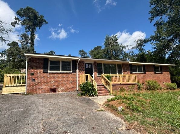 2317 Sumac Dr