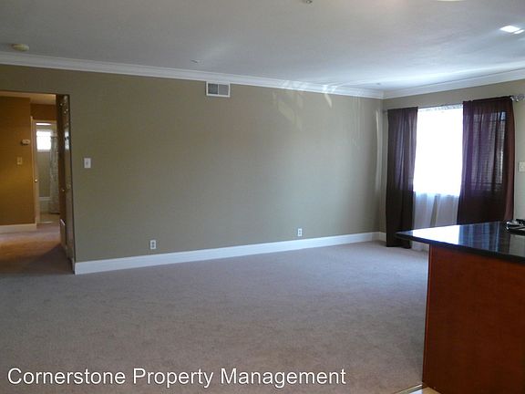 5th image of 1342 Branham Ln Unit 4
