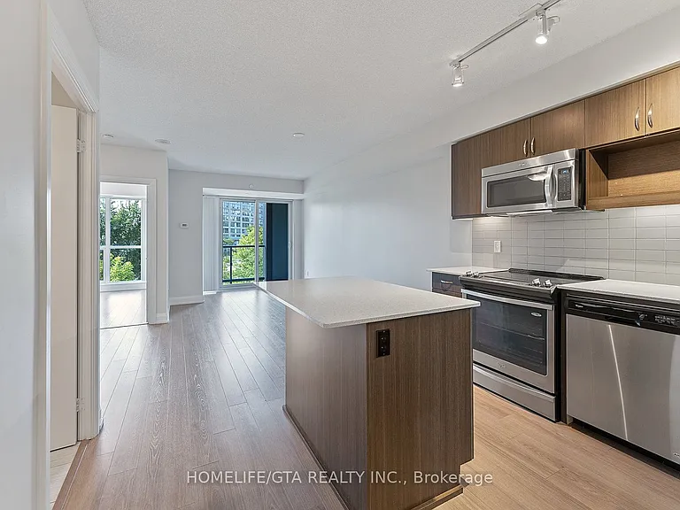 18 Graydon Hall Dr #904 — Photo 5
