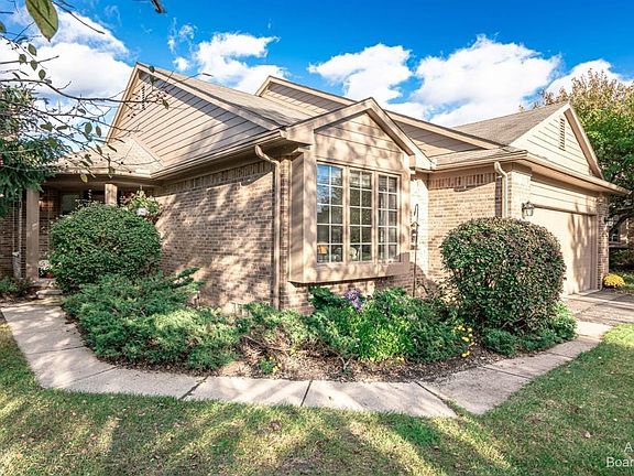 2nd image of 4732 Bayberry Cir