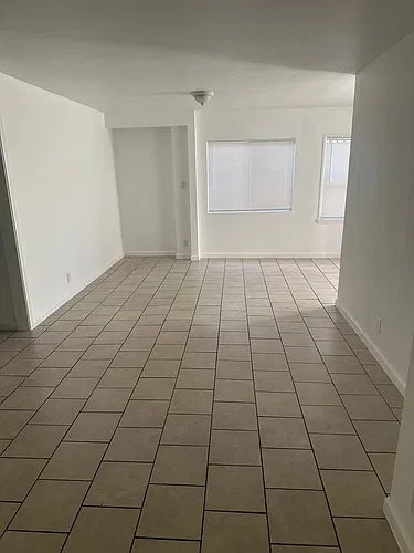 Floor plan 6810 1/2