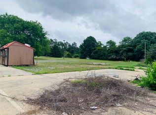 2 Edgewood Dr, Butler, GA 31006