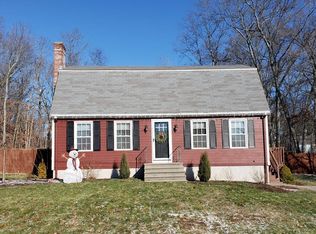 72 Sandalwood Dr, Attleboro, MA 02703