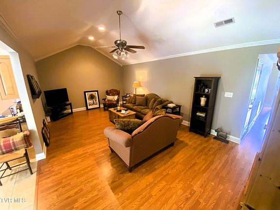 5th image of 163 Bridgewater Ct #163