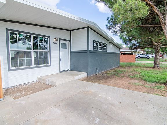 3rd image of 1416 E Crescent Dr