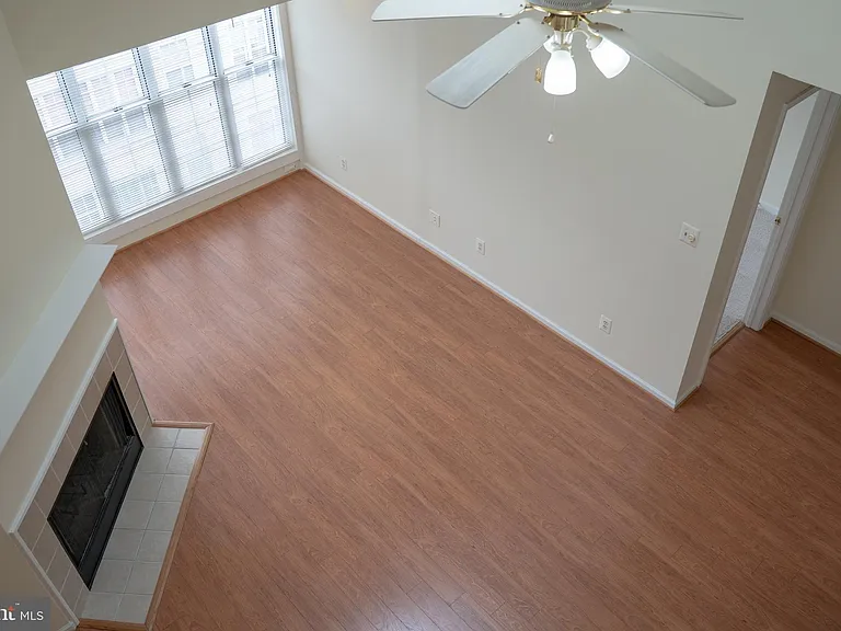 12101 Greenwood Ct #301 — Photo 14