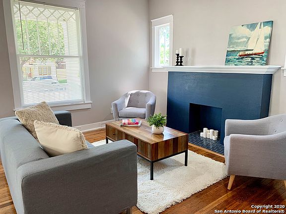 4th image of 1018 W Gramercy Pl