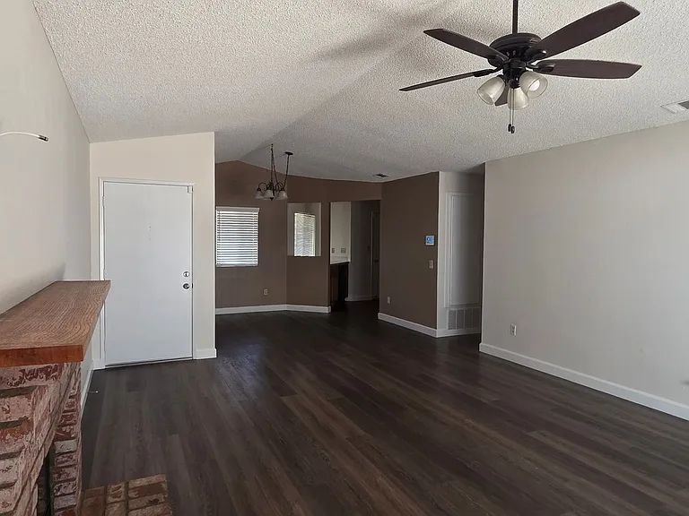 1731 Vasili Ln — Photo 4