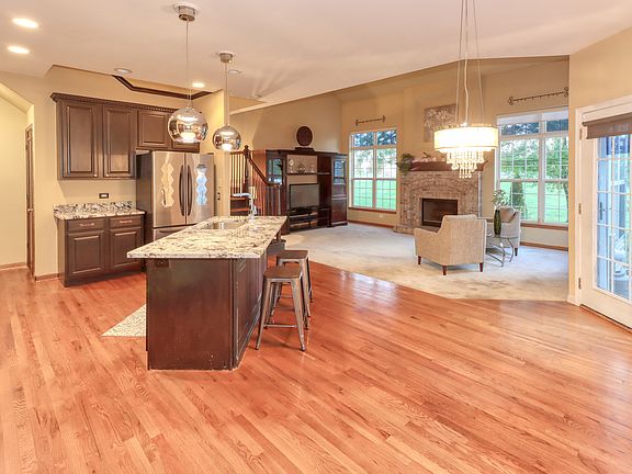 5th image of 11905 Winterberry Ln