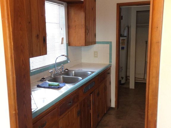 5th image of 3416 E Lee St
