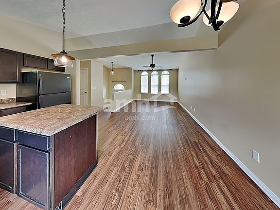 5th image of 10312 Stonewall Ct