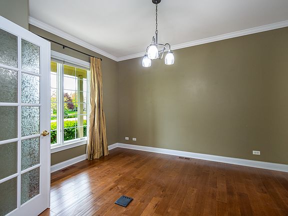 4th image of 10303 Fox Bluff Ln