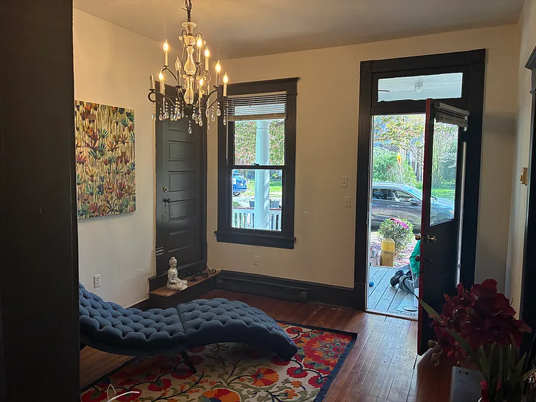 615 Mountain Ave SW #2 — Photo 3