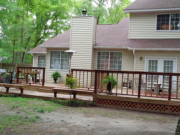 5th image of 102 Knottingham Dr