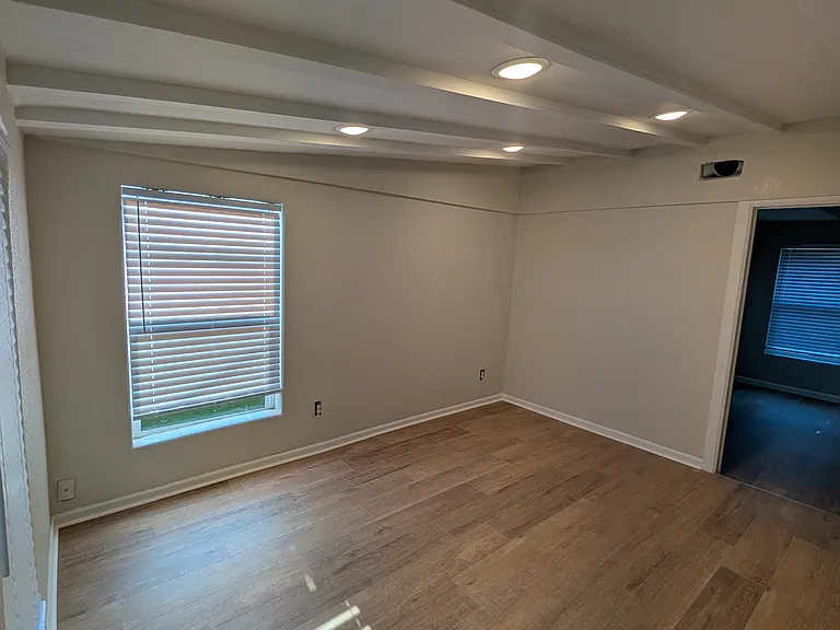1679 Robb St — Photo 13