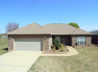 106 Jason Ln, Natchitoches, LA 71457