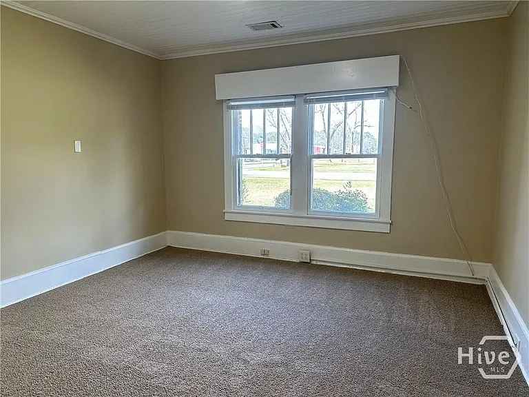 108 N College St — Photo 8