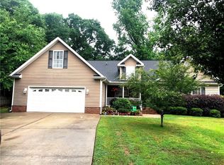 506 Canebrake Dr, Anderson, SC 29621