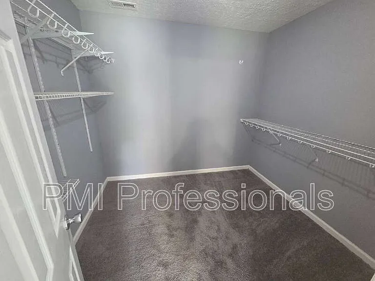 1214 Timber Creek Dr — Photo 11