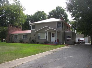 318 E Jefferson St, Albion, IN 46701