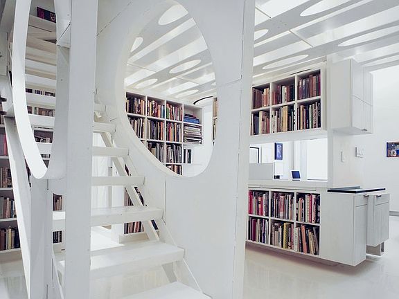 2nd image of 77 Bleecker St APT 829