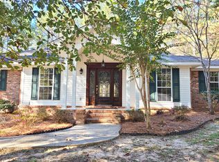 32 Bedford Forrest Ln, Hattiesburg, MS 39401