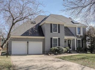 9241 Woodstone Ln, Lenexa, KS 66219