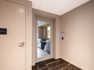 1408 Robson St #2101, Vancouver, BC