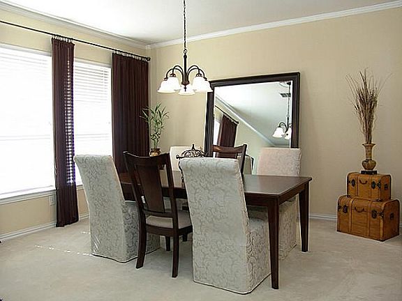 Formal Dining