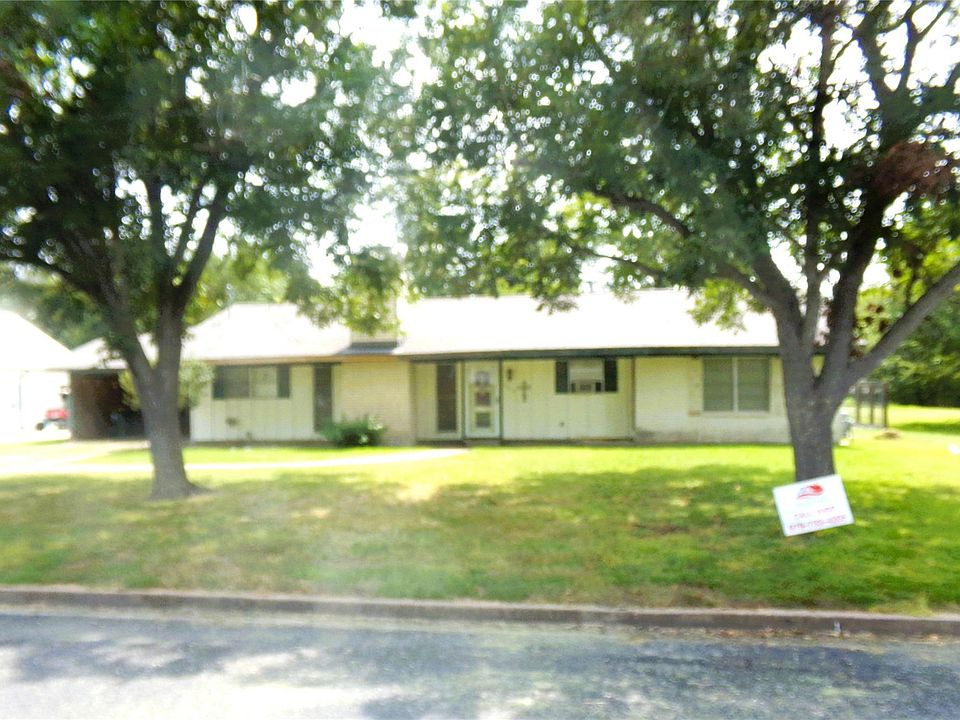 1st image of 402 N Summit St