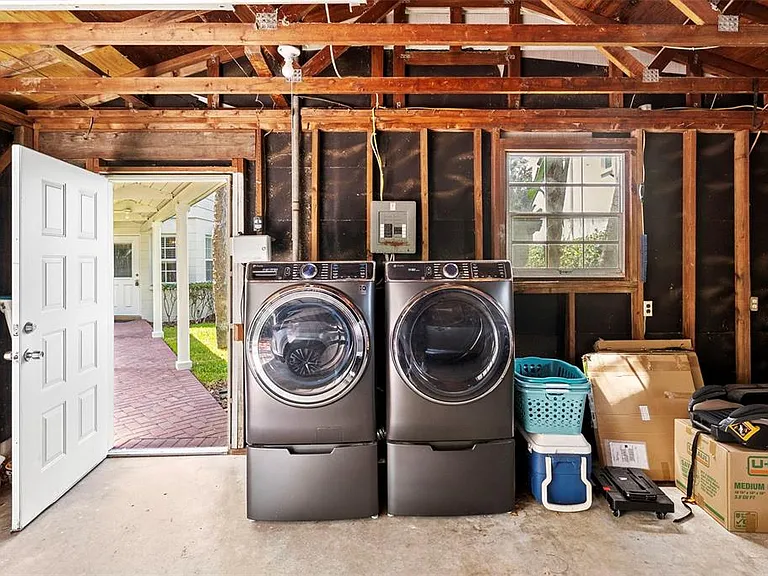 4705 W San Rafael St — Photo 39