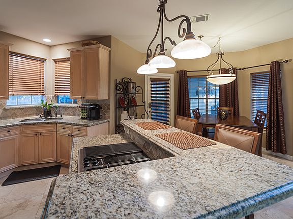 3rd image of 2282 Deer Cove Trl